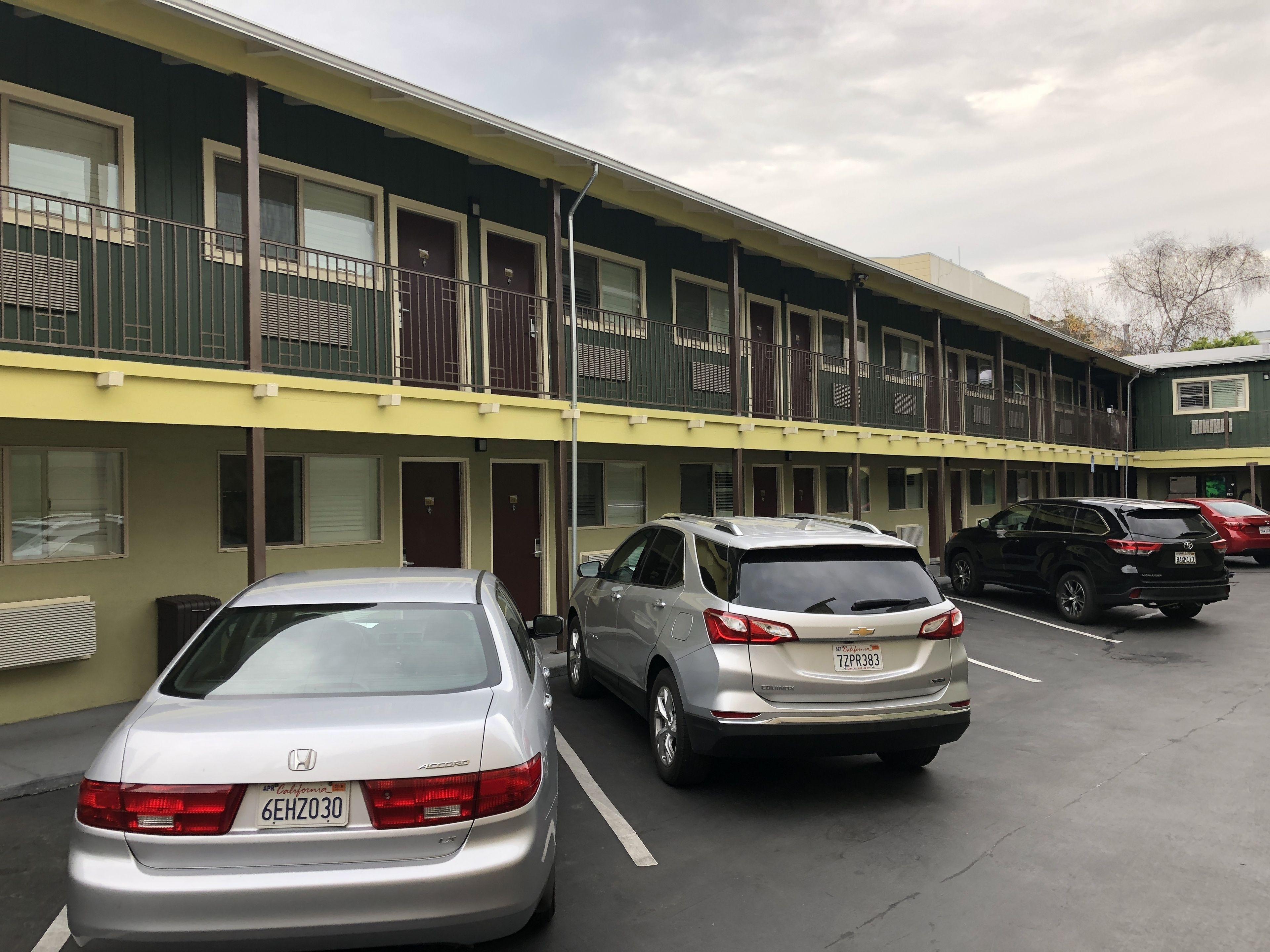 Staying In Marina District: 4 Budget Hotels Compared