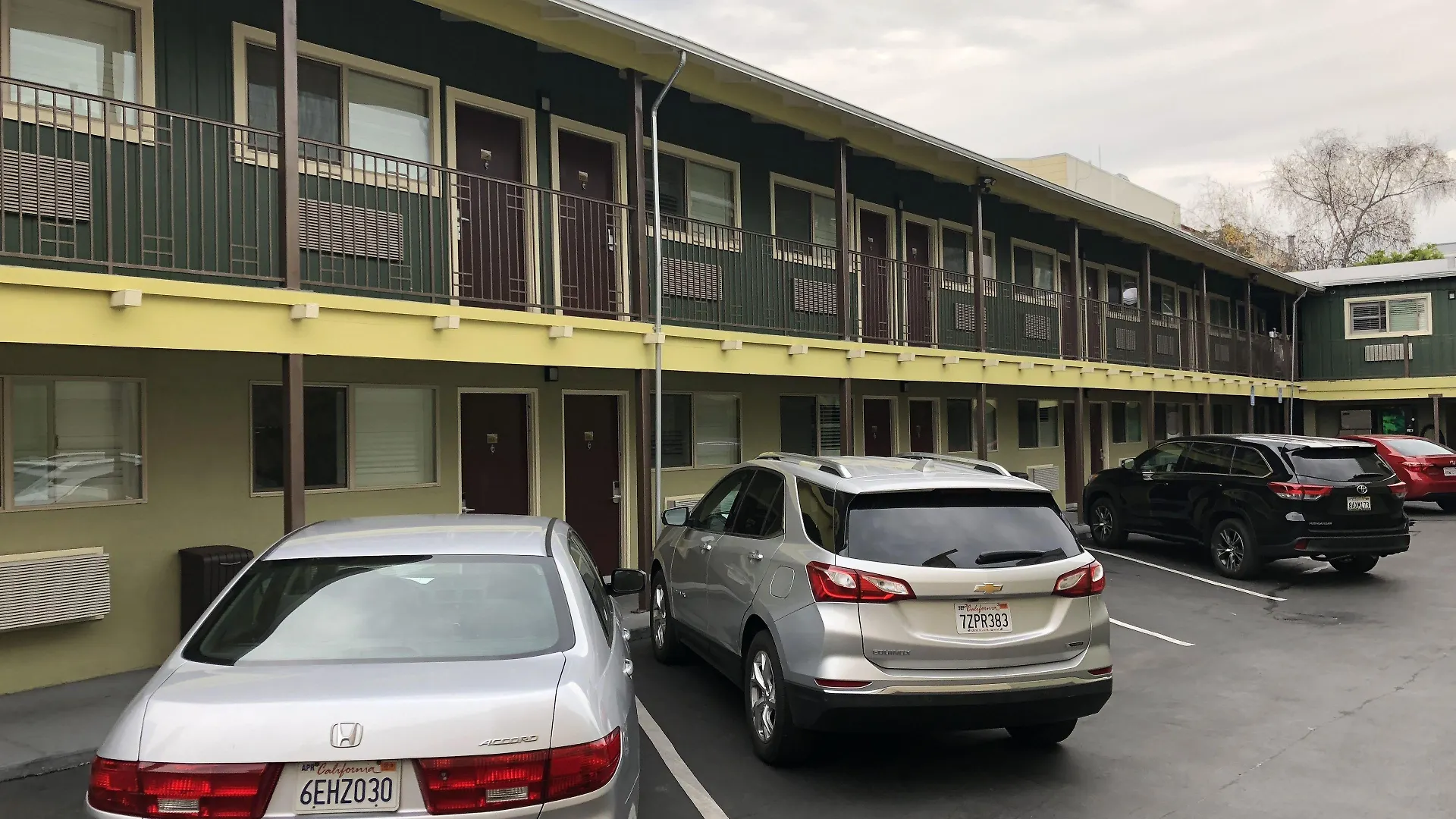 Staying In Marina District: 4 Budget Hotels Compared