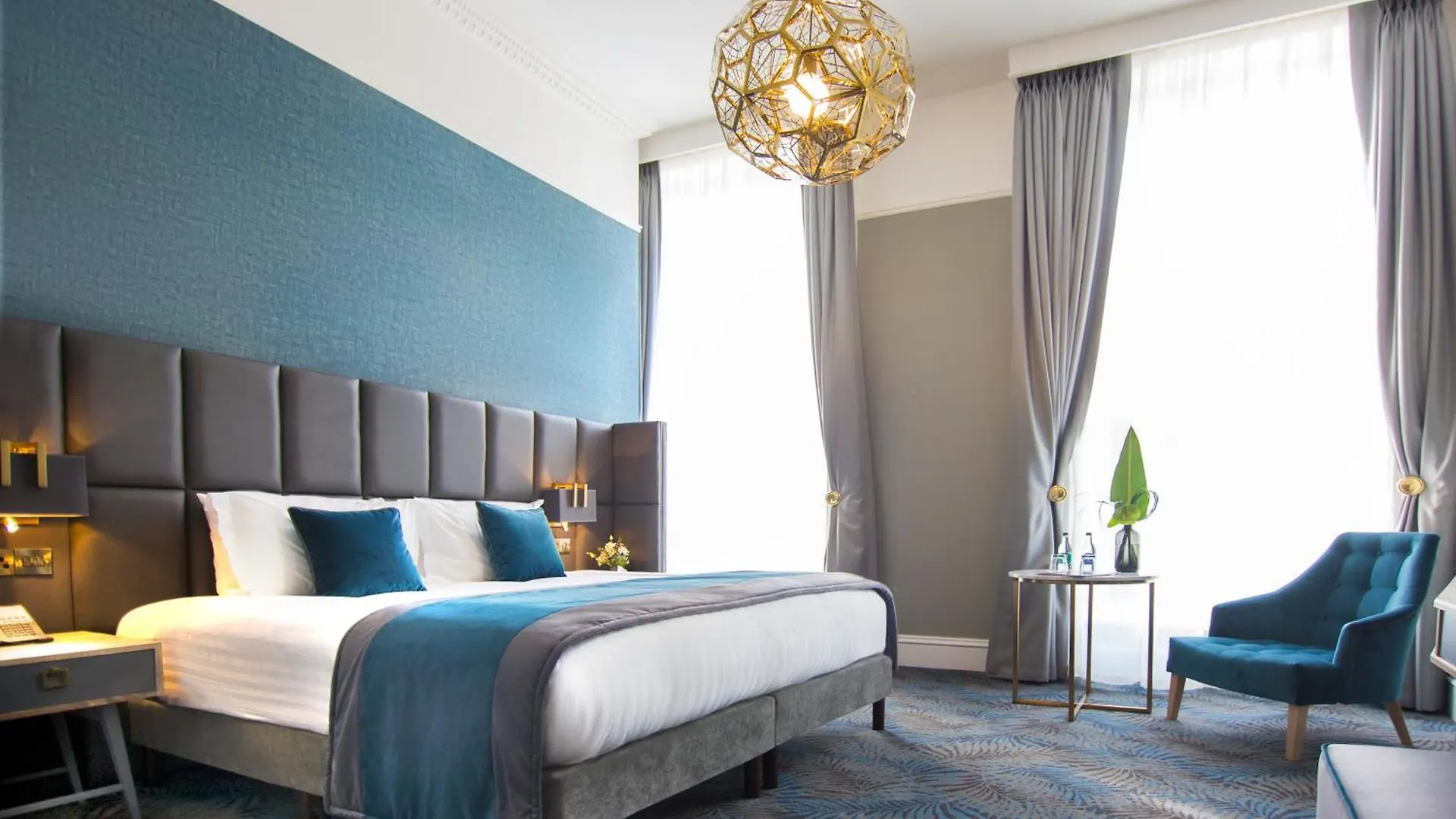 Staying In Dublin City Centre: 2 Business Hotels Compared
