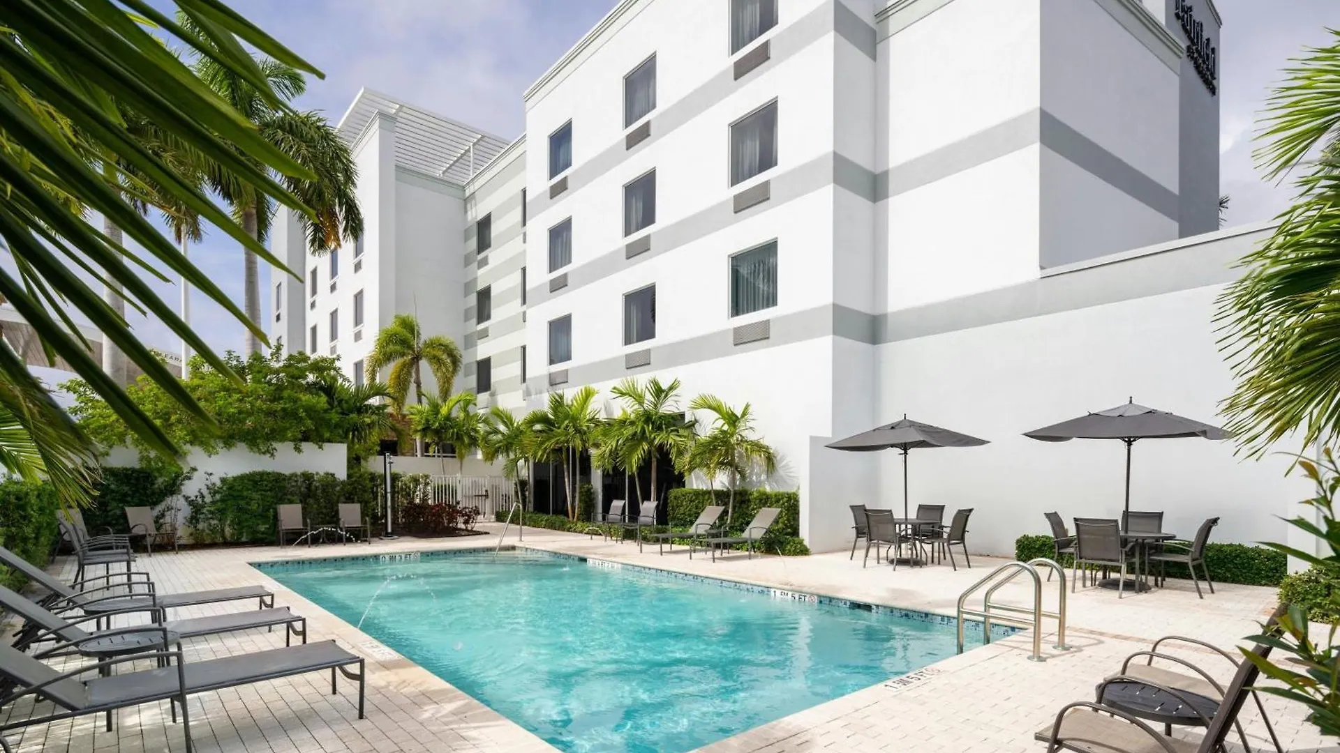 Where to Stay Near Airport Exchange Inc: 6 Budget Hotels in Boca Raton
