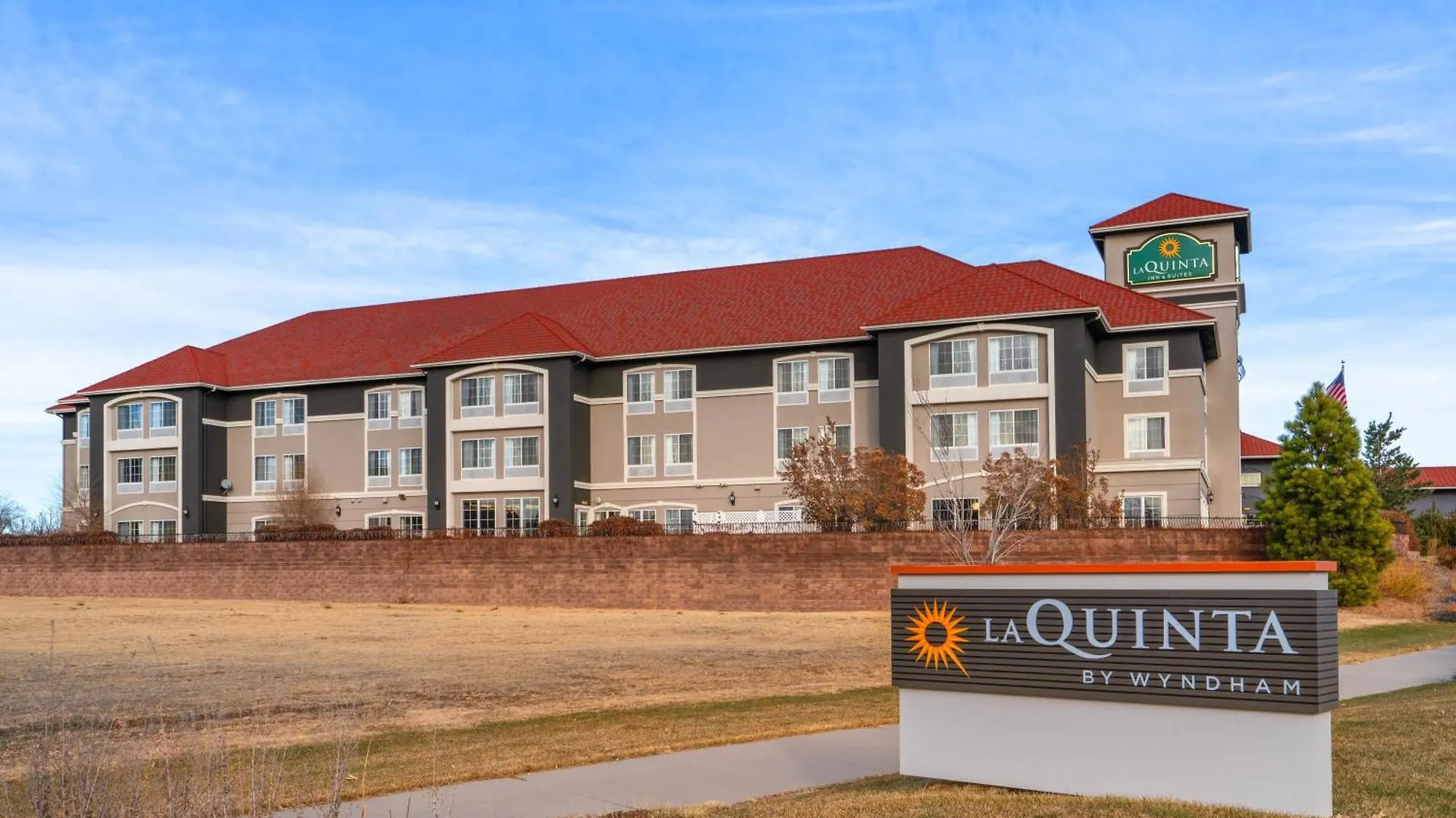 5 Business Hotels Near Boyd Lake State Park Worth Booking