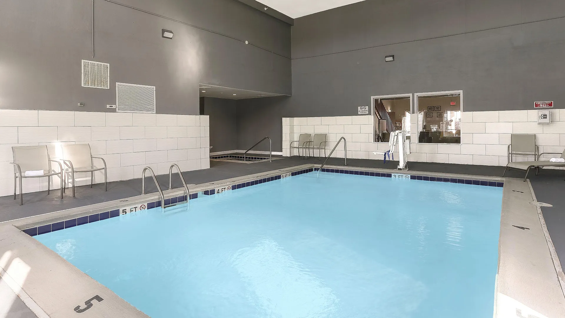 4 Smart Business Hotels Near South Central KY Barber Clg