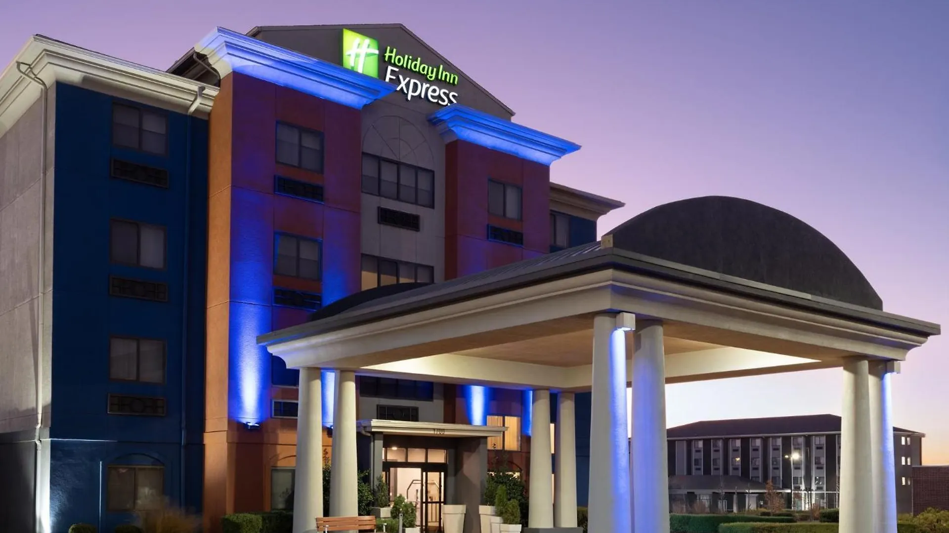 6 Top 3-Star Hotels Near Oklahoma City Museum of Art