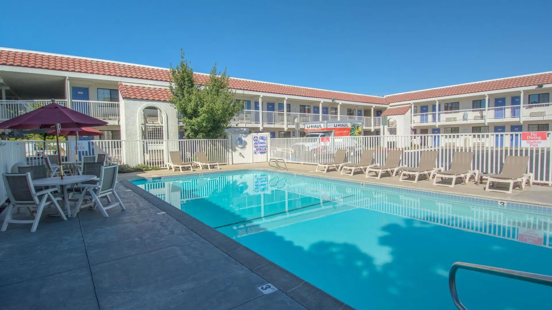 4 Three-Star Hotels Near Shasta College Worth Booking