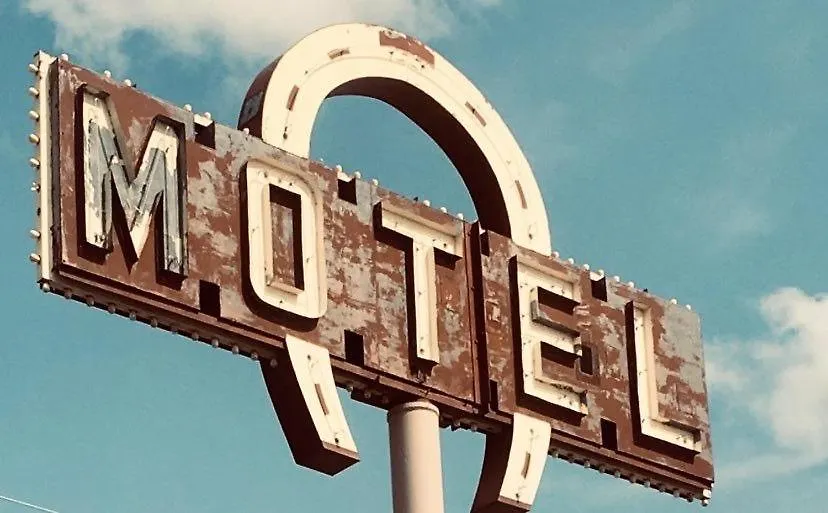 Staying in Wyoming: 8 Central Hotels Compared