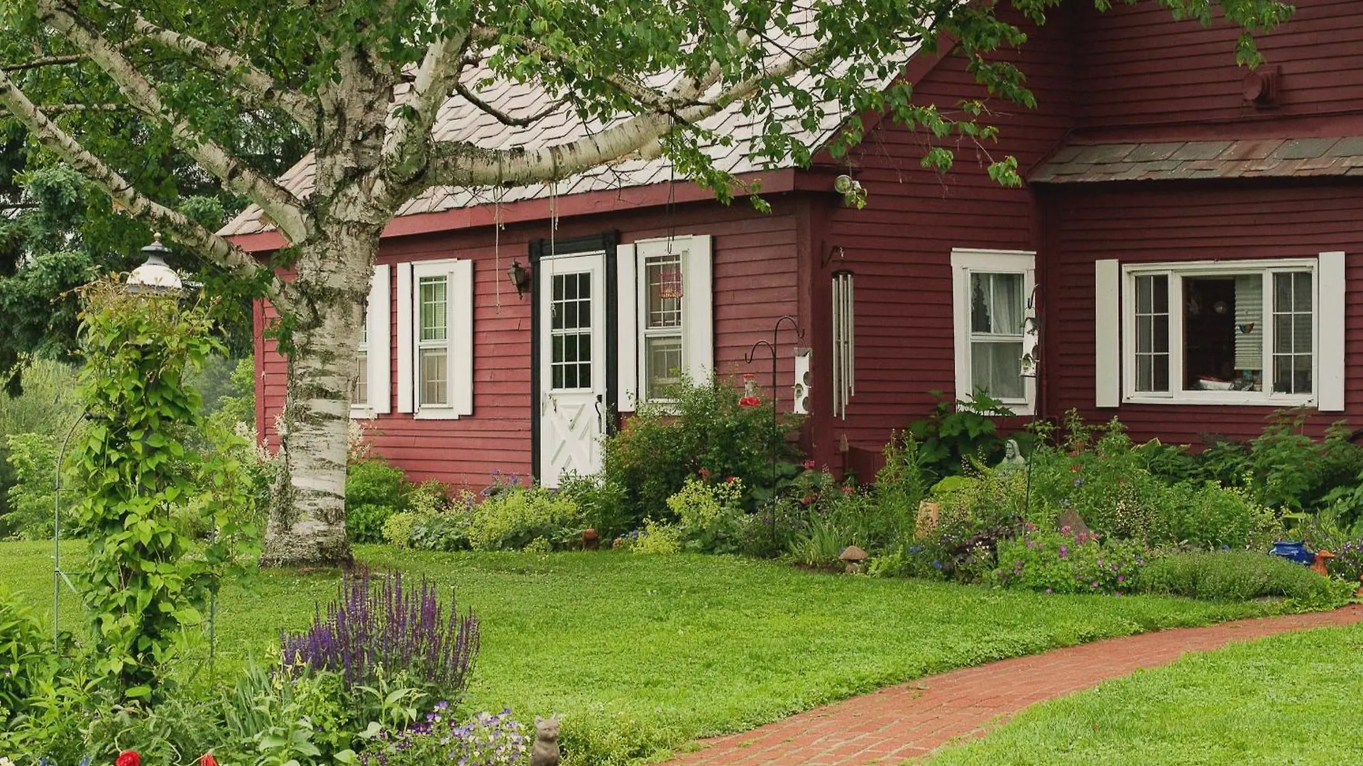 Where to Stay in Vermont: 4 Best 4-Star Hotels