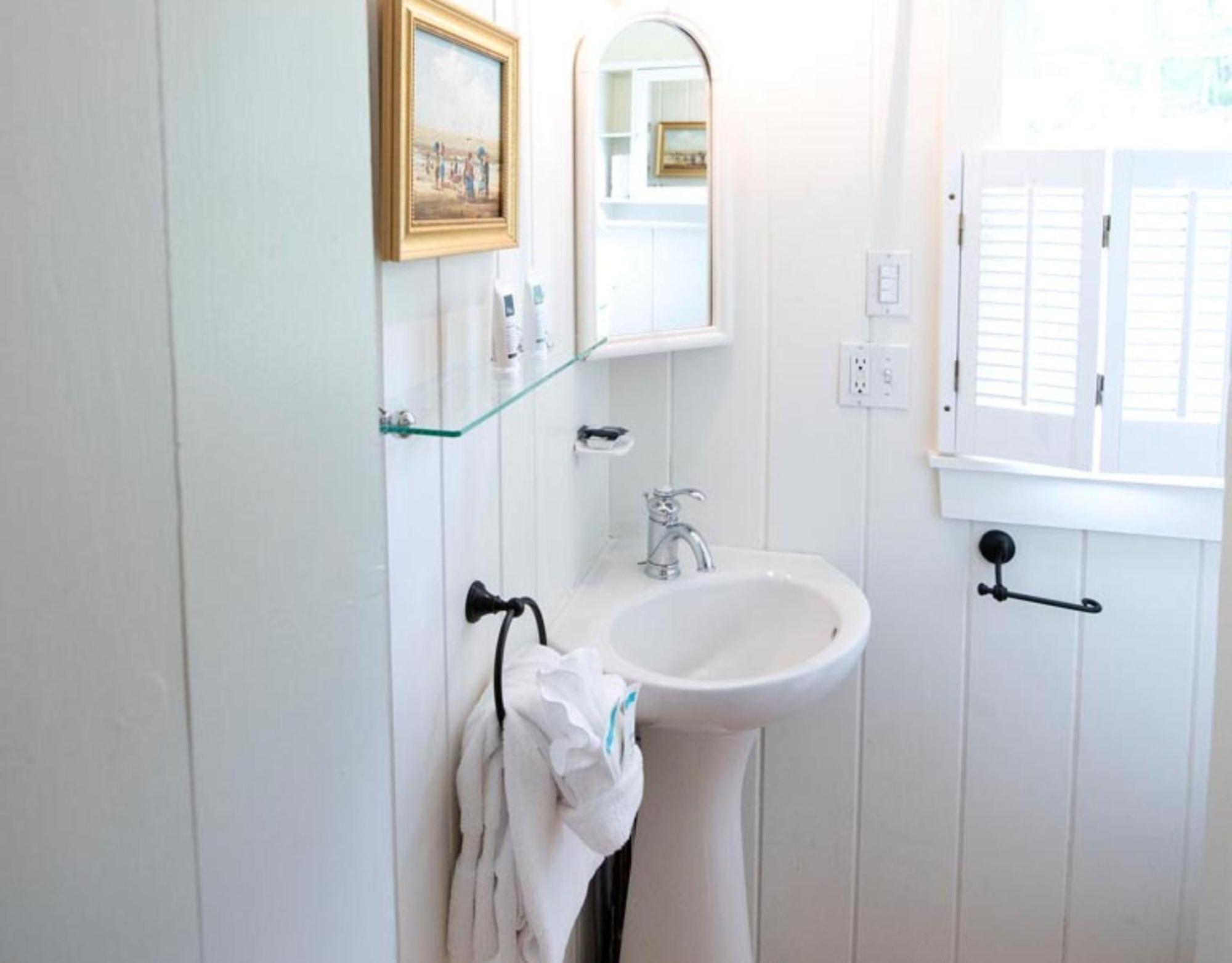 4 Maine Coast Hotels for Couples That Actually Deliver
